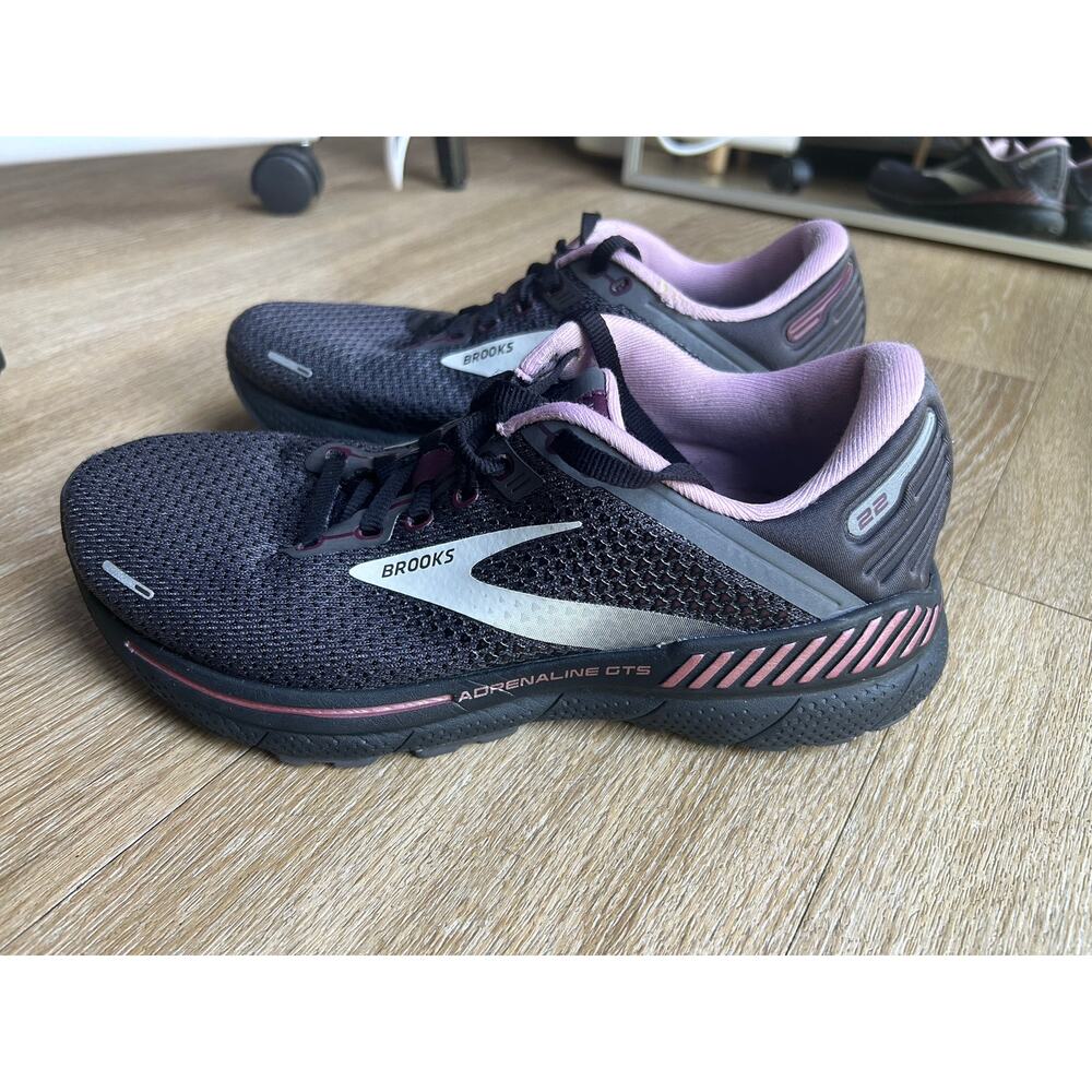 Brooks Adrenaline GTS 22 Women's Running Shoes Black/Purple/Silver comfortable